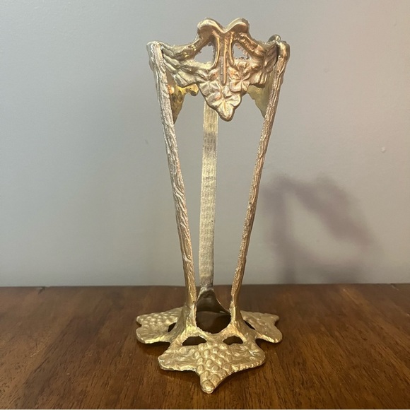Vintage brass grapevine stand for bowl, vase or wine bottle - Picture 4 of 11